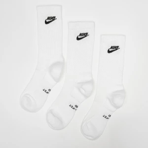 Foto van product 3 PACK - Everyday Elevated Futura Crew Nike wit