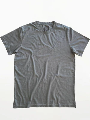 Foto van product A Question Of (AQO) Shirt 'Anders Tee Garment Dyed' grijs