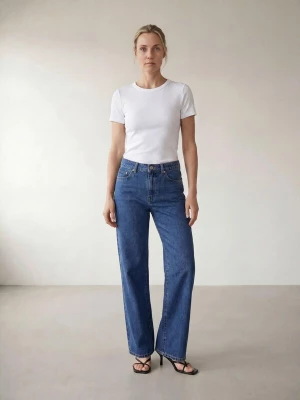 Foto van product ARMIE Jeans 'The Brianna Straight Leg Jeans' blauw denim