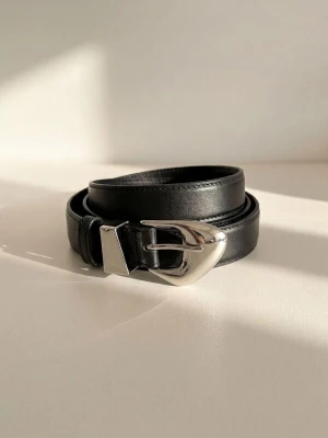 Foto van product ARMIE Riem 'The Sarah Leather Belt' zwart