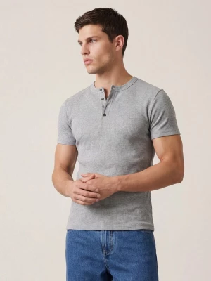 Foto van product ARMIE Shirt 'The Peter Slim-Fit Henley Ribbed T-shirt' lichtgrijs