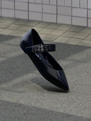 Foto van product Ballerina's met enkelbandjes Buffalo zwart