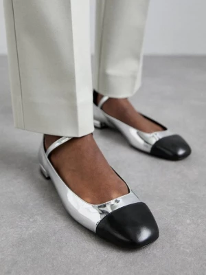 Foto van product Ballerina's met enkelbandjes Stuart Weitzman zwart