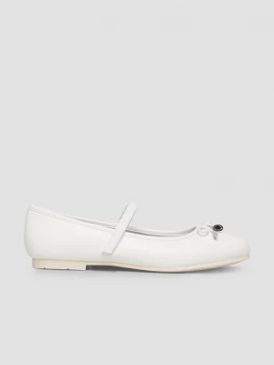 Foto van product Ballerina's met klittenbandsluiting s.Oliver wit
