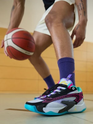 Foto van product Basketbalschoenen Jordan grijs