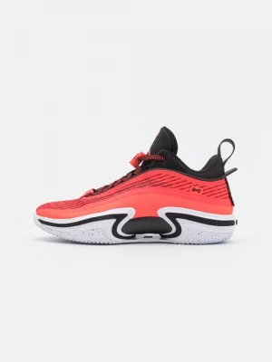 Foto van product Basketbalschoenen Jordan rood