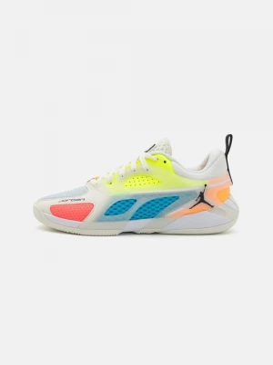 Foto van product Basketbalschoenen Jordan wit