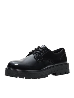 Foto van product Bershka Veterschoen zwart