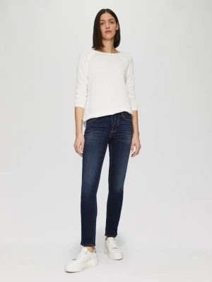 Foto van product Betsy jeans / slim fit / mid rise / smalle pijp s.Oliver blauw