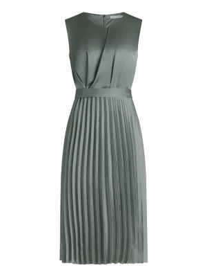 Foto van product Betty & Co Avondjurk groen
