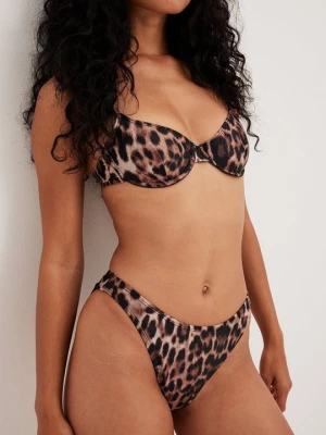 Foto van product Bikinitop NA-KD donkerbruin