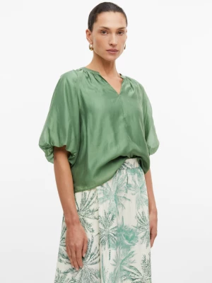Foto van product Blouse van viscosemix in een losse pasvorm met pofmouwen s.Oliver groen