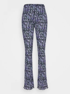 Foto van product Broek EDITED lila