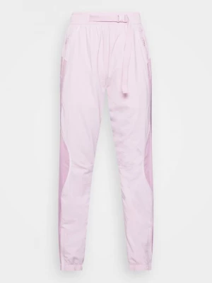 Foto van product Broek Lacoste lichtrood
