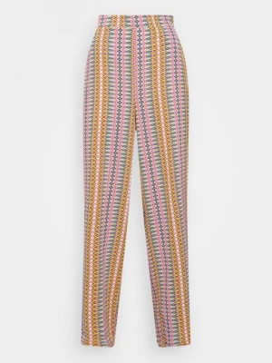Foto van product Broek Only donkerroze