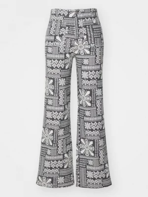 Foto van product Broek Roxy zwart