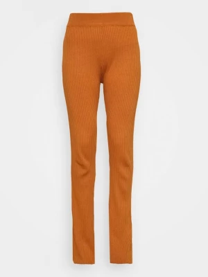 Foto van product Broek Third Form okergeel