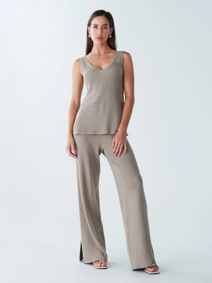 Foto van product BWLDR Top 'ELENOR' greige