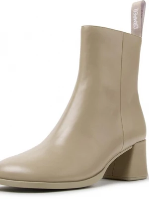 Foto van product CAMPER Enkellaarsjes 'Kora' lichtbeige