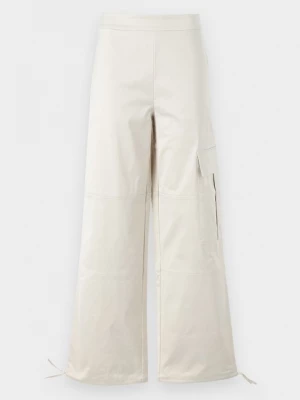 Foto van product Cargobroek Calvin Klein Jeans crème