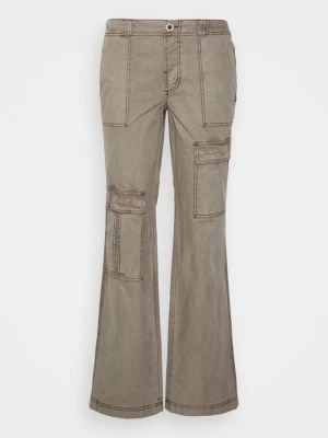 Foto van product Cargobroek Free People kaki