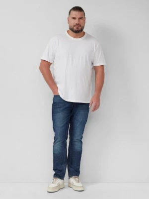 Foto van product Casby jeans / Relaxed Fit / Halfhoog / Rechte pijp s.Oliver blauw