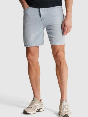 Foto van product CAST IRON Jeans 'Steeper relaxed fit shorts' lichtblauw