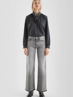 Foto van product Catie jeans / Slim Fit / Hoge taille / Wijde pijpen QS grijs