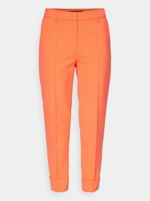 Foto van product Chino Marc Cain koraalrood