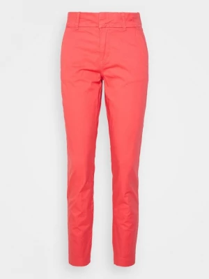 Foto van product Chino Part Two rood