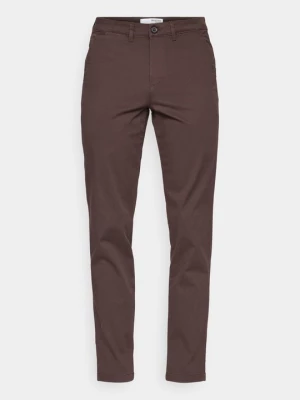 Foto van product Chino Selected donkerbruin