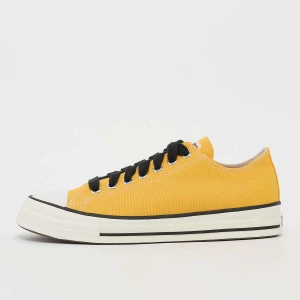 Foto van product Chuck Taylor Throwback Converse geel