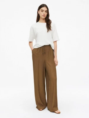 Foto van product Crepe broek met wijde pijpen en steekzakken s.Oliver bruin