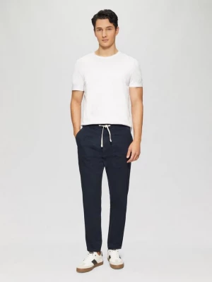 Foto van product Detroit: Relaxed fit chino's van stretch katoen s.Oliver blauw