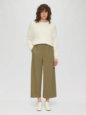 Foto van product Elastische broek QS olijfgroen