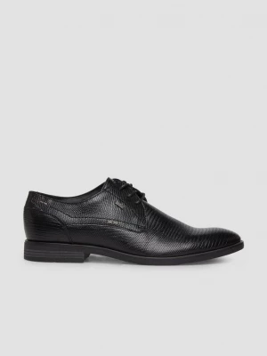 Foto van product Elegante veterschoenen in lederlook s.Oliver zwart