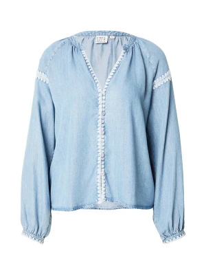 Foto van product Emily Van Den Bergh Blouse pastelblauw / lichtblauw