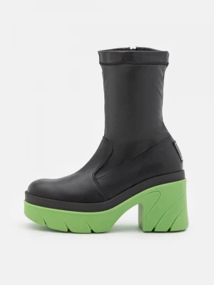 Foto van product Enkellaarsjes met hoge hak Steve Madden zwart