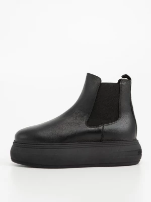 Foto van product Enkellaarsjes met plateauzool Steve Madden zwart