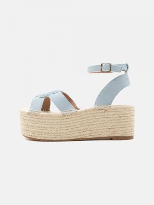 Foto van product Espadrilles Boss lichtblauw