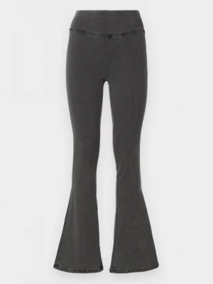 Foto van product Flared Jeans Gina Tricot grijs