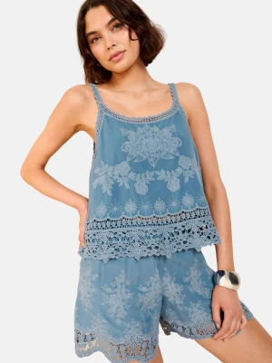 Foto van product Friends Like These Top duifblauw / blauw denim