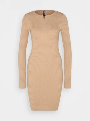 Foto van product Gebreide jurk Pieces taupe