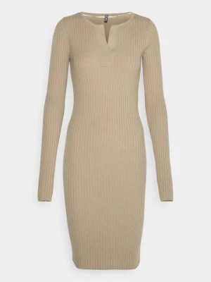 Foto van product Gebreide jurk Pieces taupe