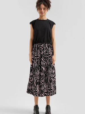 Foto van product Gedessineerde midirok met plooien QS