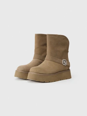 Foto van product GUESS Boots 'DOLSAY2' kaki