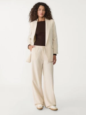 Foto van product Halflange jas Stradivarius beige mêleerd