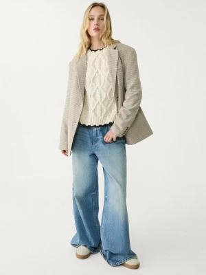 Foto van product Halflange jas Stradivarius wit