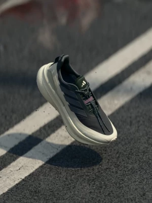Foto van product Hardloopschoenen voor op de weg Adidas
