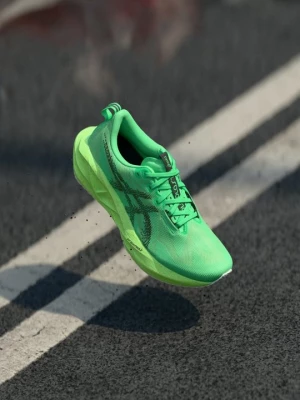 Foto van product Hardloopschoenen voor op de weg Asics groen
